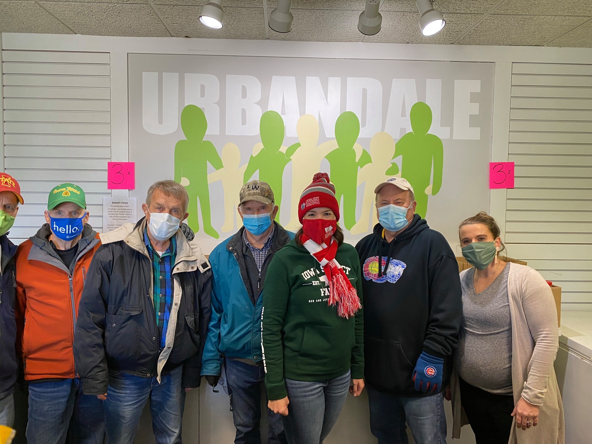 Ubandale Food Pantry Helpers